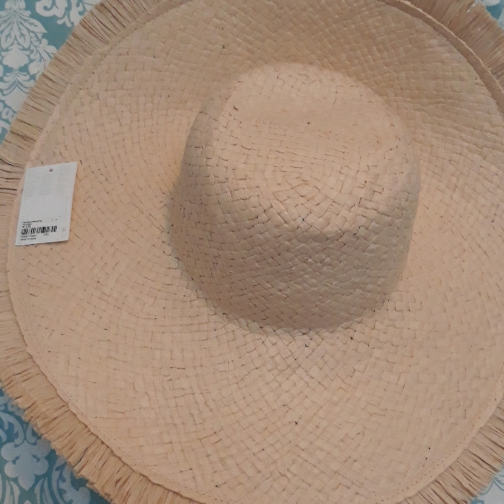 NWT Forever 21 StrawHat🌻💋🌞🤪